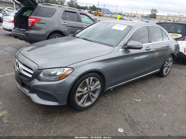 55SWF4JB4JU275114 Mercedes-Benz C 300