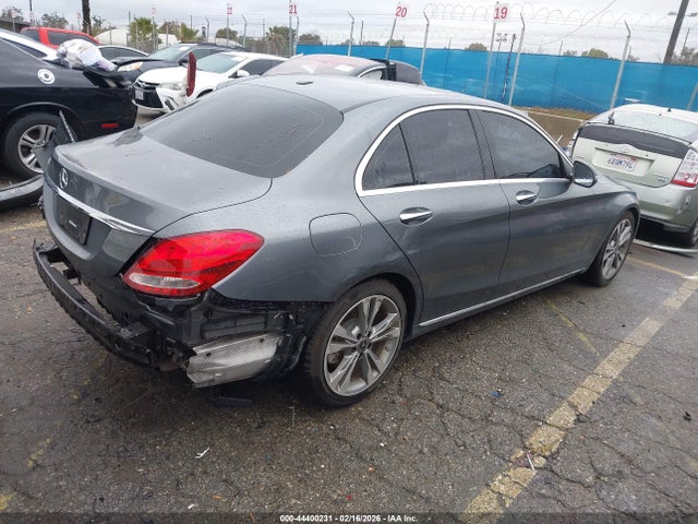 55SWF4JB4JU275114 Mercedes-Benz C 300