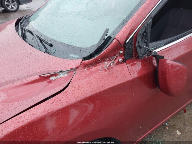 3N1AB7AP3FY260672 Nissan SENTRA SV