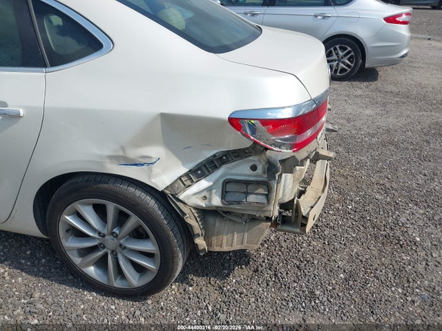 44400316 :رقم المزاد ، 1G4PS5SK4C4211599 vin ، 2012 Buick Verano Leather Group مزاد بيع