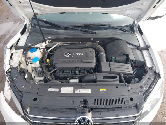 Aukcja sprzedaży 2015 Volkswagen Passat 1.8t Wolfsburg Edition, vin: 1VWAT7A34FC018230, numer aukcji: 44400328