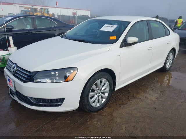 Aukcja sprzedaży 2015 Volkswagen Passat 1.8t Wolfsburg Edition, vin: 1VWAT7A34FC018230, numer aukcji: 44400328