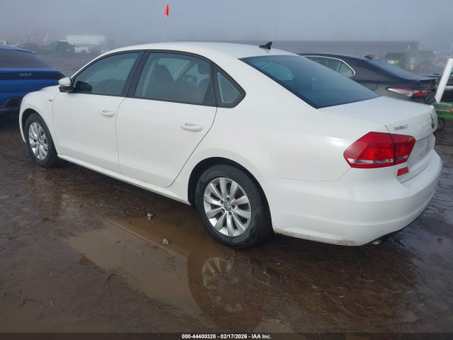 Aukcja sprzedaży 2015 Volkswagen Passat 1.8t Wolfsburg Edition, vin: 1VWAT7A34FC018230, numer aukcji: 44400328