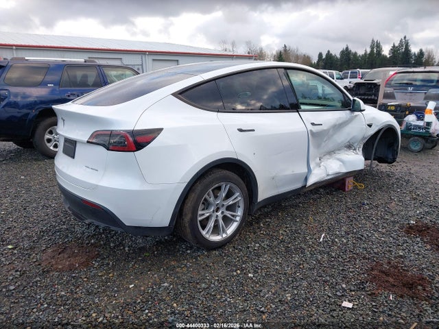 2023 TESLA MODEL Y 7SAYGDEE7PF621938 Photo 3