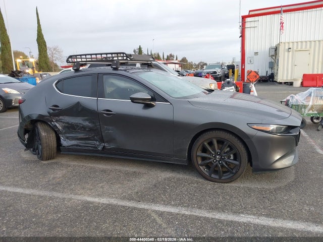 JM1BPBNM7L1172679 Mazda Mazda3 Premium Package
