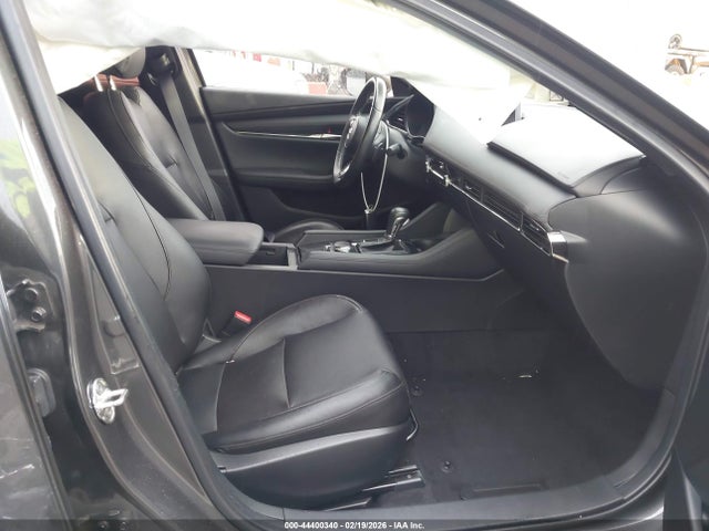 JM1BPBNM7L1172679 Mazda Mazda3 Premium Package