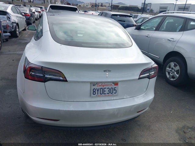 Tesla Model 3 Standard Range Plus Rear-wheel Drive 2021 5YJ3E1EA5MF066038 Image 16