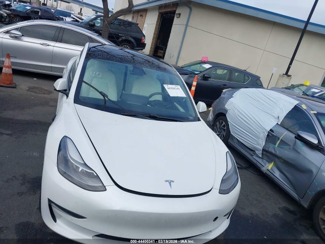 Tesla Model 3 Standard Range Plus Rear-wheel Drive 2021 5YJ3E1EA5MF066038 Image 11