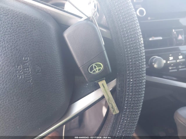 4T1C11AK5MU433615 Toyota CAMRY LE