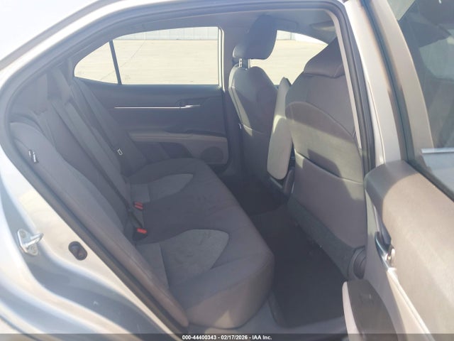 4T1C11AK5MU433615 Toyota CAMRY LE