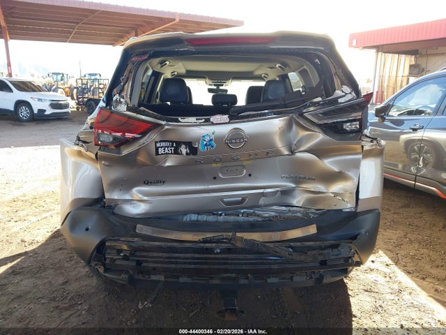 JN8BT3DC8NW121129 Nissan Rogue Platinum Fwd