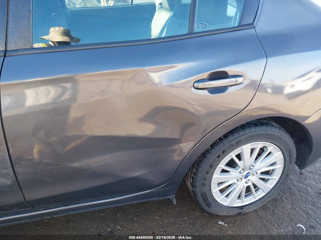 Продаж на аукціоні авто 2018 Subaru Impreza 2.0i Premium, vin: 4S3GKAD60J3615063, номер лоту: 44400350
