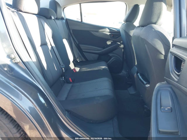 Продаж на аукціоні авто 2018 Subaru Impreza 2.0i Premium, vin: 4S3GKAD60J3615063, номер лоту: 44400350