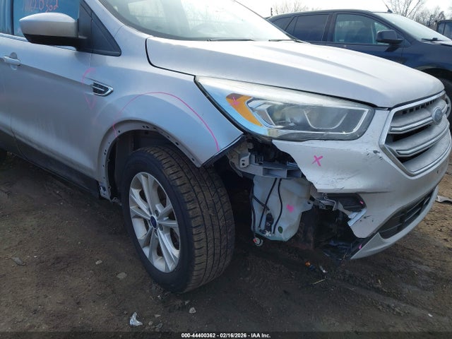 1FMCU9GD3HUA03747 Ford ESCAPE SE
