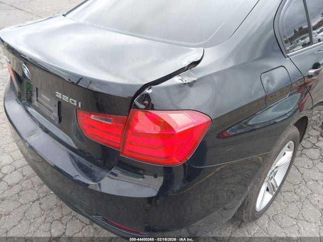 Продаж на аукціоні авто 2014 Bmw 320i Xdrive, vin: WBA3C3G56ENS70753, номер лоту: 44400368