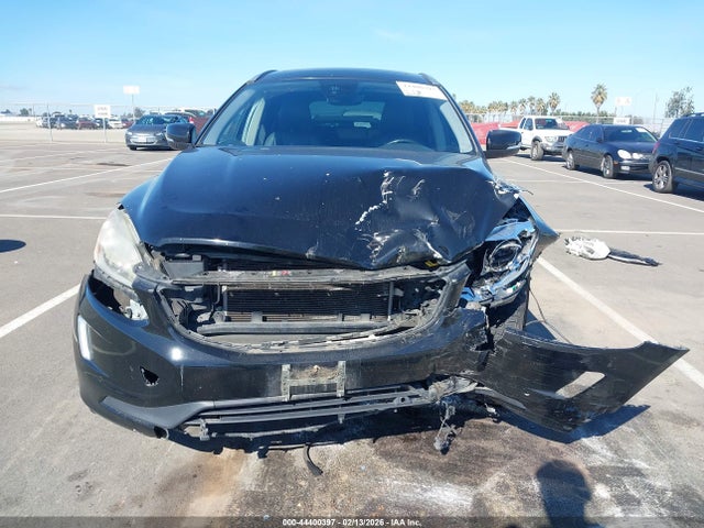 Volvo Xc60 T6 2015 YV4902RK0F2703082 Image 13