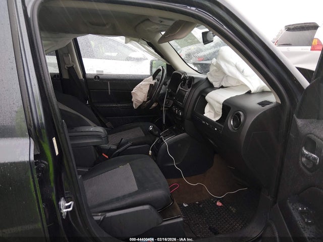 44400406 :رقم المزاد ، 1C4NJPFB9ED723169 vin ، 2014 Jeep Patriot Latitude مزاد بيع