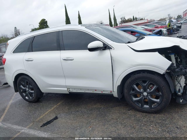 5XYPK4A54GG186964 KIA Sorento 3.3l Sx