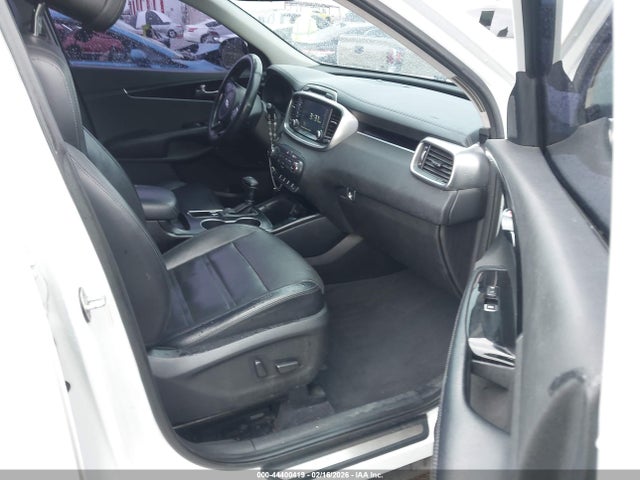 5XYPK4A54GG186964 KIA Sorento 3.3l Sx