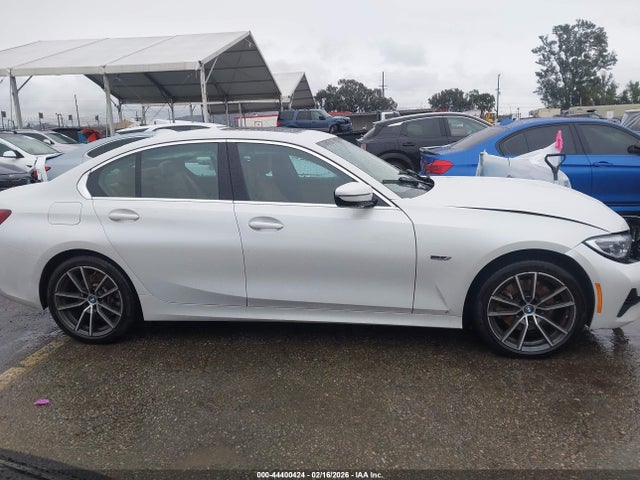 3MW5P9J09N8C33910 BMW 330e Xdrive