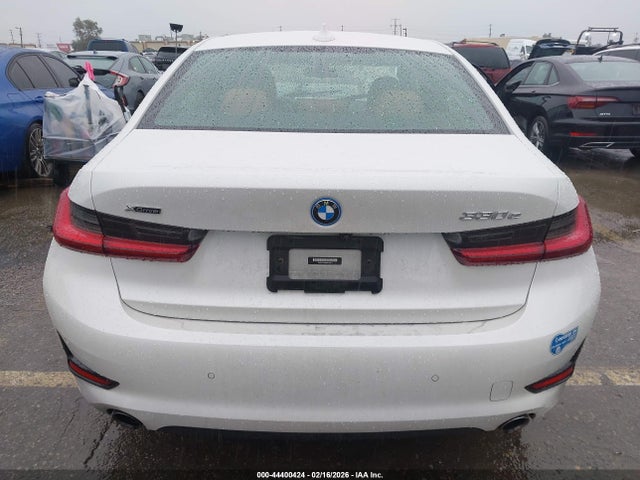 3MW5P9J09N8C33910 BMW 330e Xdrive