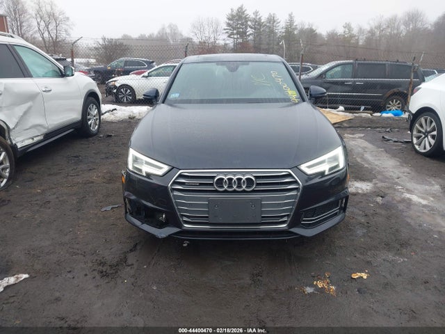 2018 Audi A4 2.0t Premium მანქანა იყიდება აუქციონზე, vin: WAUENAF43JN008005, აუქციონის ნომერი: 44400470