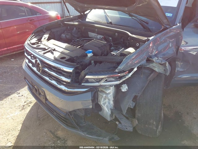 44400494 :رقم المزاد ، 1V2ME2CA0MC212323 vin ، 2021 Volkswagen Atlas Cross Sport 3.6l V6 Se W/technology R-line مزاد بيع