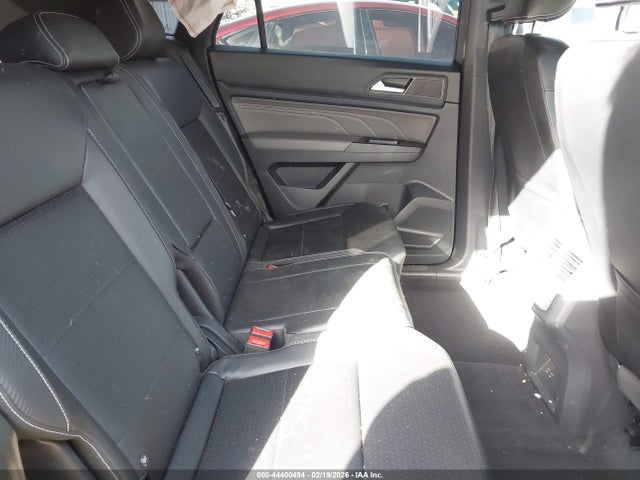 44400494 :رقم المزاد ، 1V2ME2CA0MC212323 vin ، 2021 Volkswagen Atlas Cross Sport 3.6l V6 Se W/technology R-line مزاد بيع