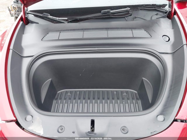 2024 TESLA MODEL Y 7SAYGDEE6RF198207 Photo 9