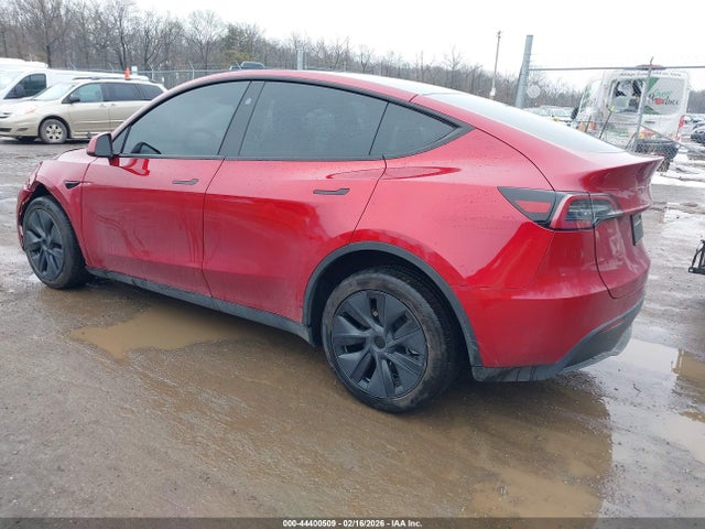 2024 TESLA MODEL Y 7SAYGDEE6RF198207 Photo 2