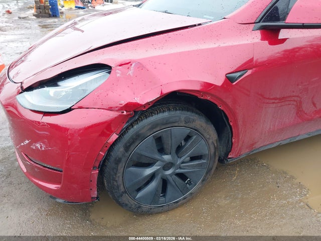 2024 TESLA MODEL Y 7SAYGDEE6RF198207 Photo 5