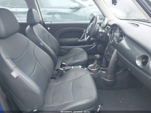 2006 MINI COOPER S WMWRE33546TJ34127 Photo 4