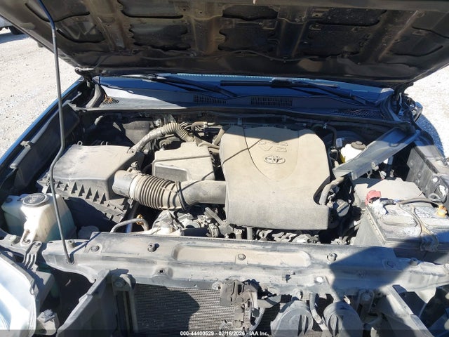 3TYAZ5CN1MT011952 Toyota Tacoma Sr5 V6