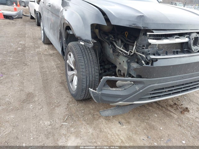Продажа на аукционе авто 2018 Volkswagen Atlas 2.0t S, vin: 1V2AP2CA7JC531582, номер лота: 44400548