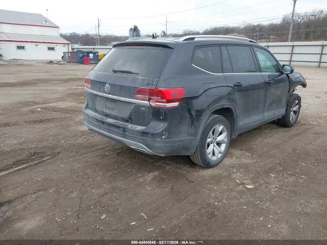 Продажа на аукционе авто 2018 Volkswagen Atlas 2.0t S, vin: 1V2AP2CA7JC531582, номер лота: 44400548