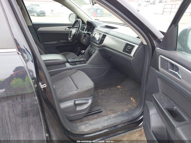 Продажа на аукционе авто 2018 Volkswagen Atlas 2.0t S, vin: 1V2AP2CA7JC531582, номер лота: 44400548