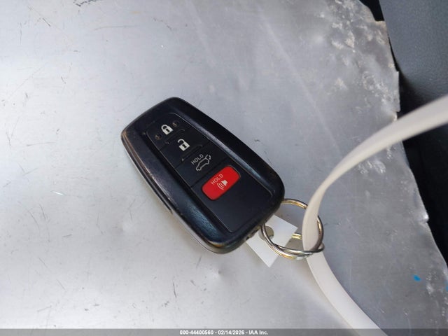 2T3W1RFV3LW061860 Toyota Rav4 Xle