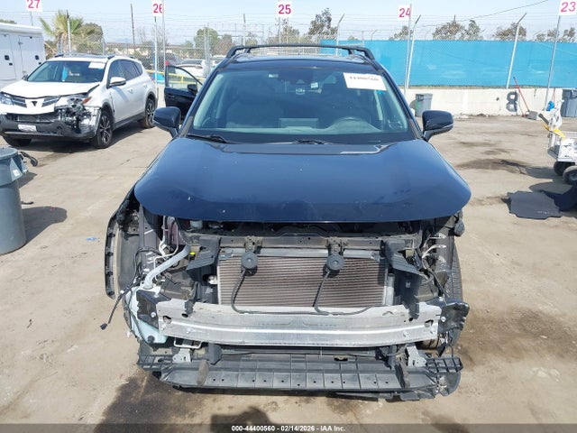 2T3W1RFV3LW061860 Toyota Rav4 Xle