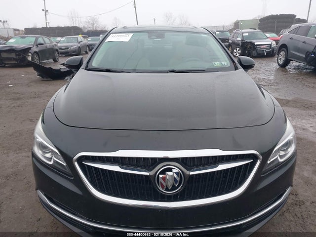 1G4ZR5SS4HU175876 Buick Lacrosse Premium