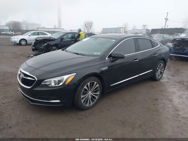1G4ZR5SS4HU175876 Buick Lacrosse Premium