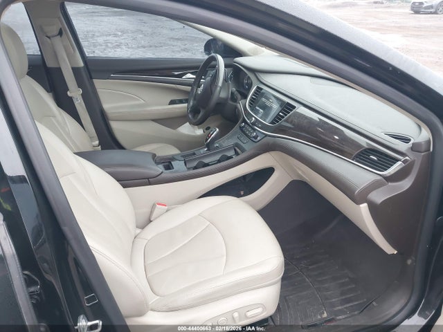 1G4ZR5SS4HU175876 Buick Lacrosse Premium