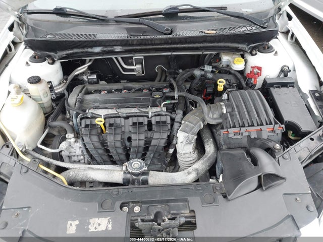 Chrysler 200 LX 2014 1C3CCBAB6EN238028 Image 10
