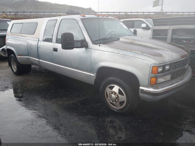 1989 CHEVROLET GMT-400 2GCHC39N7K1127443