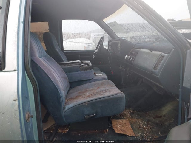1989 CHEVROLET GMT-400 2GCHC39N7K1127443 Photo 4