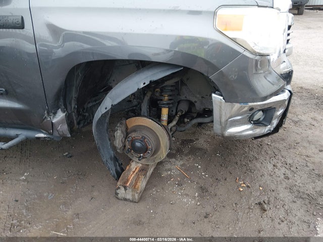 5TFDW5F13HX604111 Toyota Tundra Sr5 5.7l V8