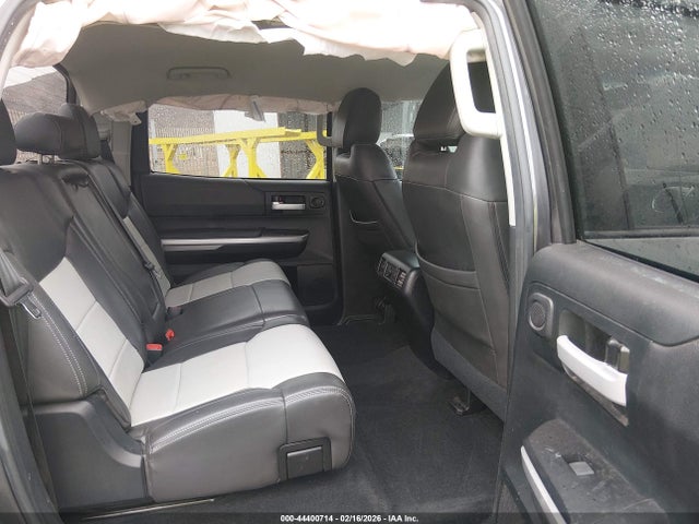 5TFDW5F13HX604111 Toyota Tundra Sr5 5.7l V8
