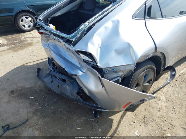 JTDACAAU1R3046371 Toyota Prius Le