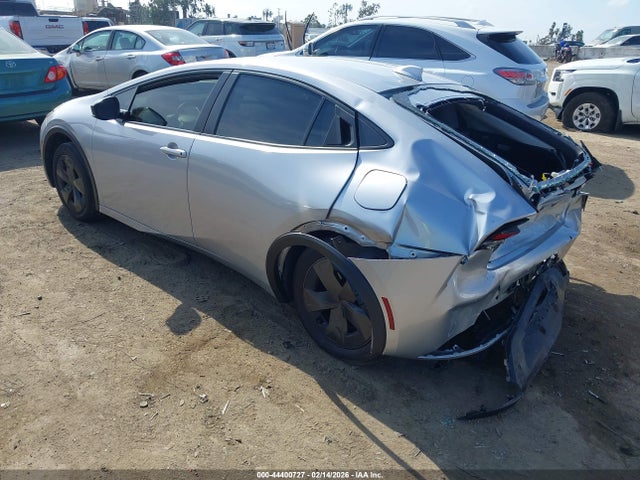 JTDACAAU1R3046371 Toyota Prius Le