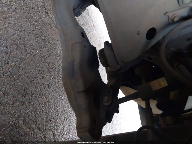 5TFAX5GN8HX090581 Toyota Tacoma Sr5