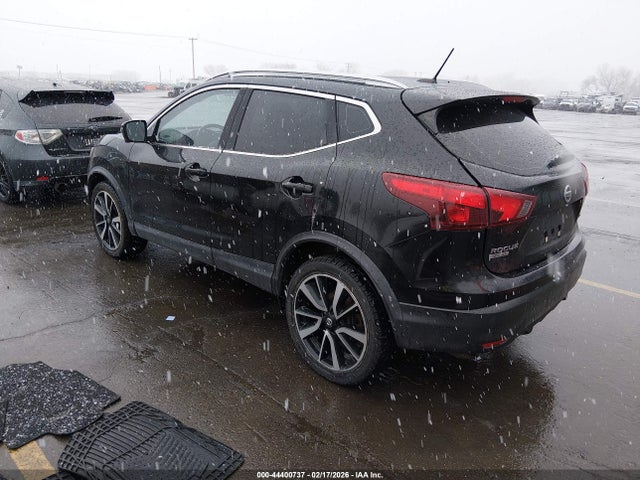 2017 NISSAN ROGUE SPORT JN1BJ1CR1HW108788 Photo 2